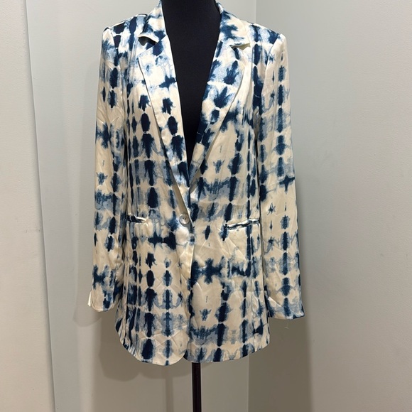 House of Harlow 1960 Jackets & Blazers - NWOT House of Harlow tie dye Blazer oversized size small